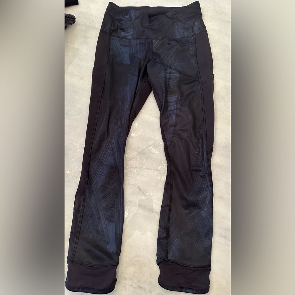 Lululemon black and blue pant